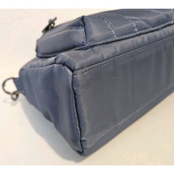 New! Lug Stretch LE Crossbody Bag In Slate Blue RFID Blocking Patriotic 12x7x4 - Picture 5 of 14